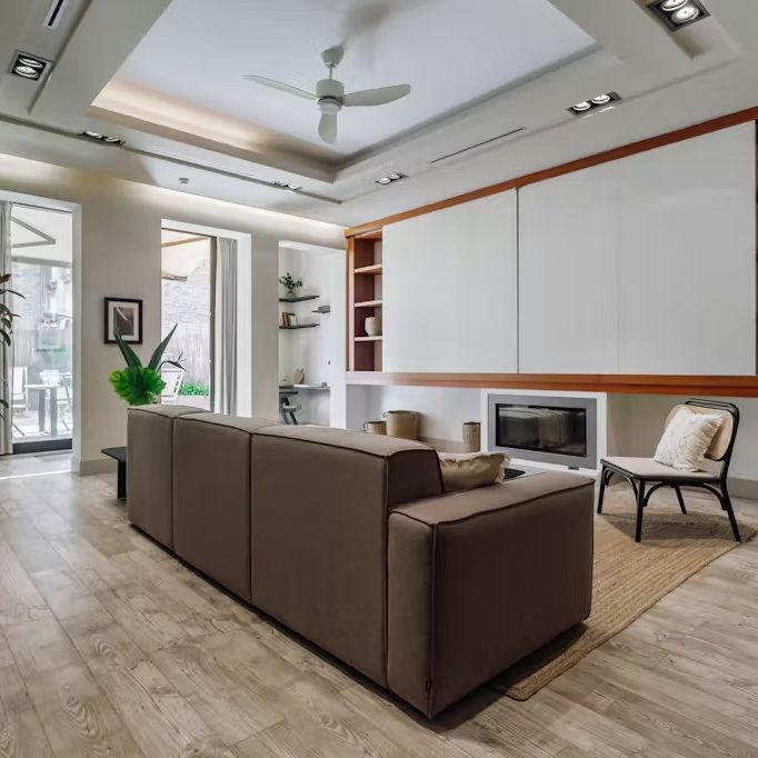 Carrer de la Diputació, Barcelona, Catalonia 08011 - Foto 1