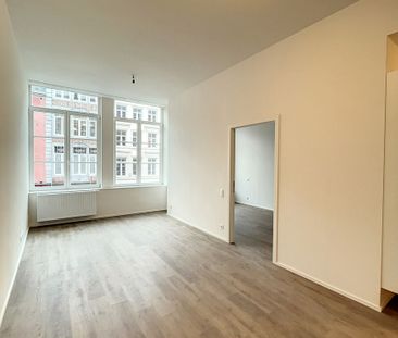 Studio te huur in Namur voor € 900 met 1 slaapkamer - foto 1