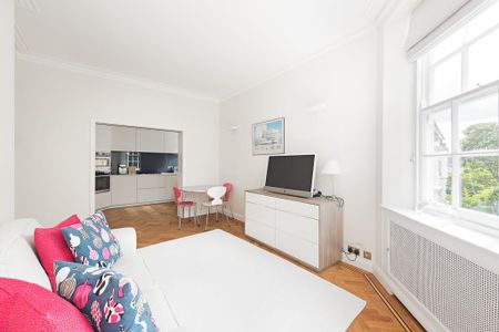 3 bedroom flat to rent - Photo 4