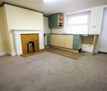 Property to rent - Photo 2