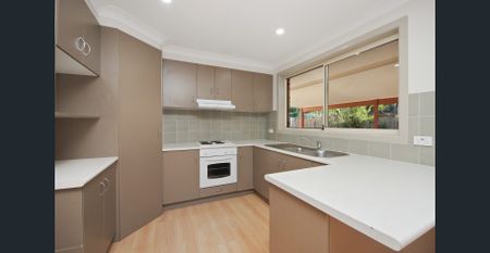 Neat and tidy three bedroom home in a convenient location! - Photo 4