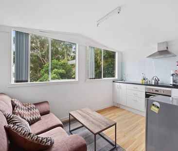 Neat and Tidy Home - Photo 3