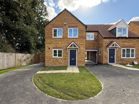 3 bedroom semi-detached house to rent - Photo 4