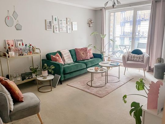 2 bedroom house to rent - Photo 1