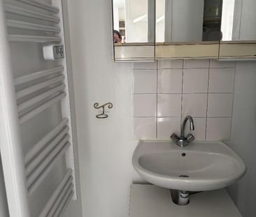 Location Appartement 1 pièce 14m² POITIERS 86000 - Photo 4