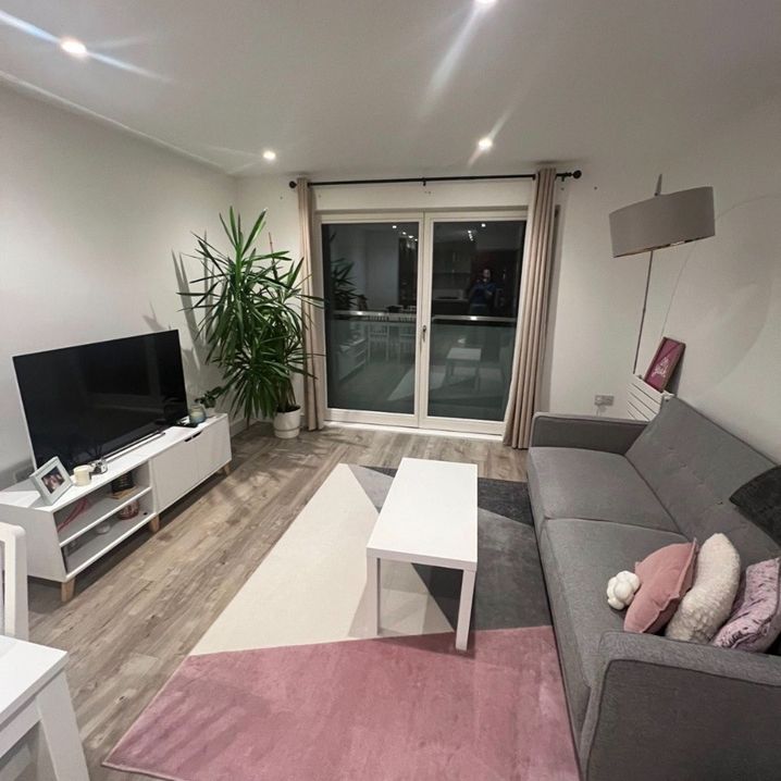 1 Bed Flat, Typographic Building, SW9 - Photo 1