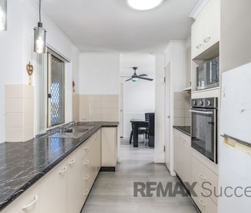 18 Batch CRT, Harristown QLD 4350 - House For Rent | Domain - Photo 4