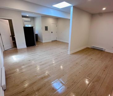 For Lease - 500 Salem Avenue Unit# L, Toronto, Ontario - Photo 4
