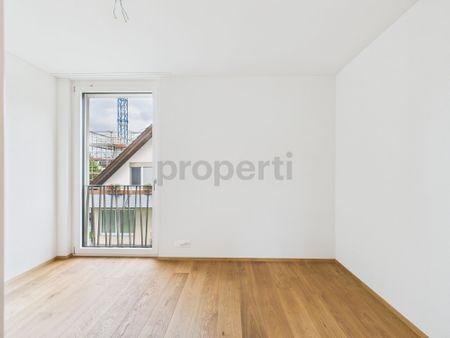 Modernes Wohnen im Herzen von Root 4.5 Zimmer Neubauwohnung mit Stil und Komfort - Photo 4