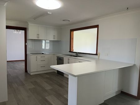 SPACIOUS LIVING - Photo 4