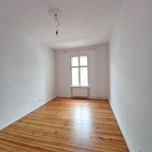 Altbautraum an der Sonnenallee: Schöne 2-Zimmer-Wohnung sucht neue Mieter! - Foto 2