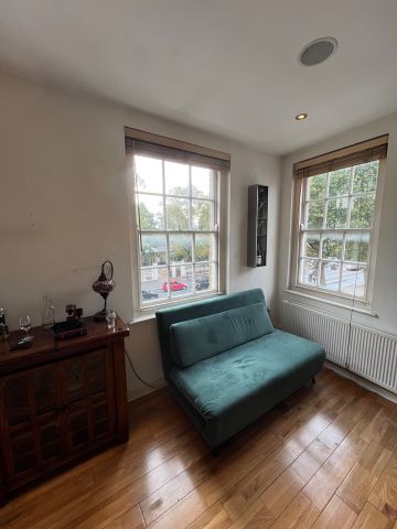 1 Bed Flat, Bow Road, E3 - Photo 2