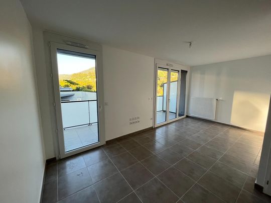 Location Appartement 1 pièce 34m² EYBENS 38320 - Photo 1