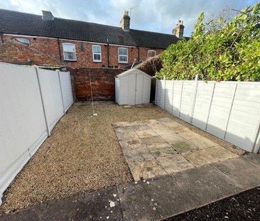 2 bedroom terraced house to rent - Photo 6