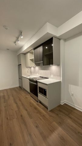 For Lease - 395 Dundas Street Unit# 331, Oakville, Ontario - Photo 4