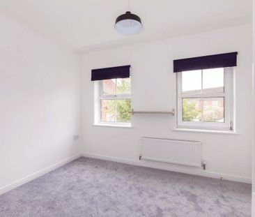 2 bedroom semi-detached house to rent - Photo 5