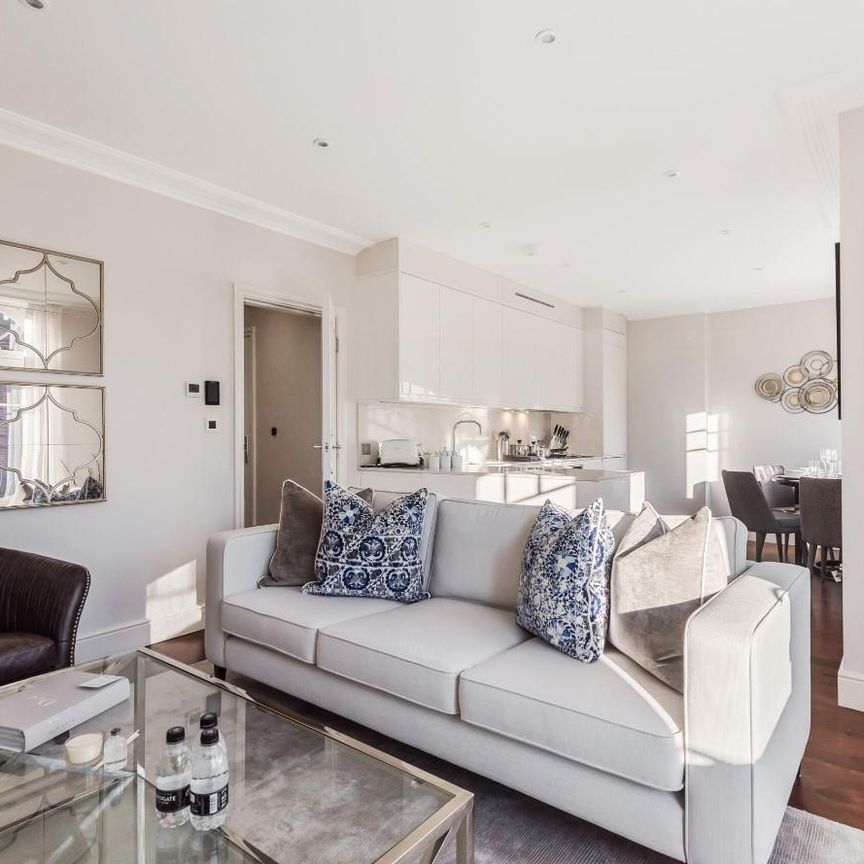 Hamlet Gardens, Ravenscourt Park, London W6 - Photo 1