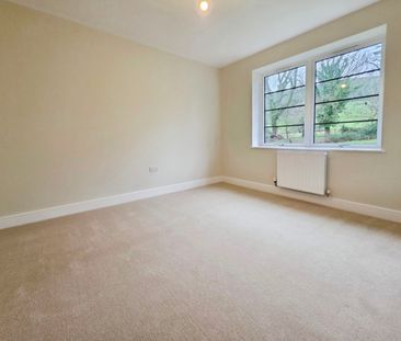 3 bedroom House To Let Total Size: 962 SQ FT - Photo 4