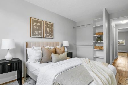 Navaho Apartments — Three Bedroom Suites - Photo 4