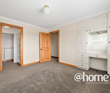 Spacious Family Living - Photo 5