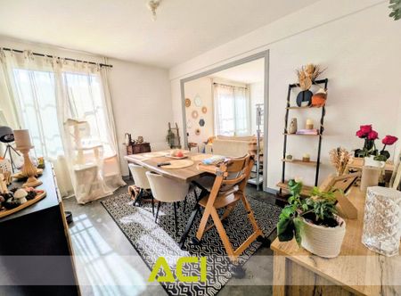 Location Appartement 4 pièces 83m² LUGNY 71260 - Photo 2