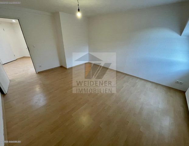 **Ihr neues Zuhause wartet: 4-Raum-Wohnung mit Komfort-Badezimmer und großzügigem Wohnambiente!** - Photo 1