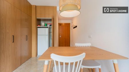 valencia, Valencian Community 46022 - Photo 3