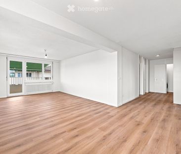 Erstvermietung nach Totalsanierung – 4½-Zimmer-Wohnung in Hünenberg - Photo 1
