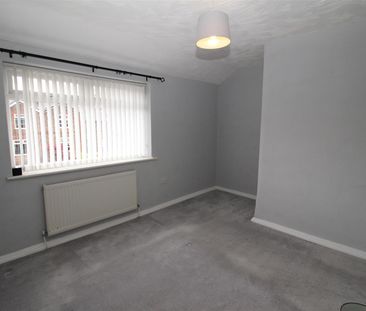 3 Bedroom Terraced House for Rent - Photo 3