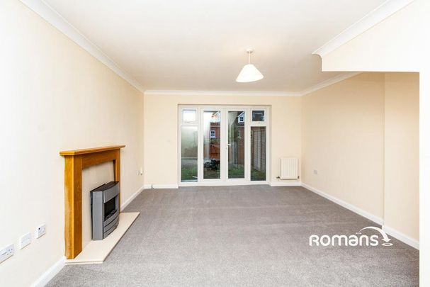 3 bedroom terraced house to rent - Photo 1