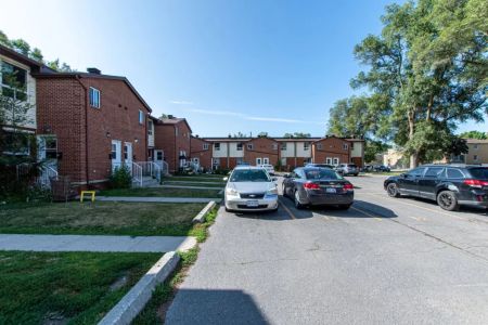 371 Yonge Kingston Apartments - Photo 5