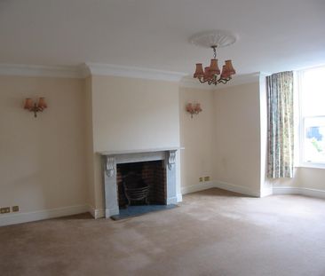 King Street, Sandwich, Kent - Photo 2