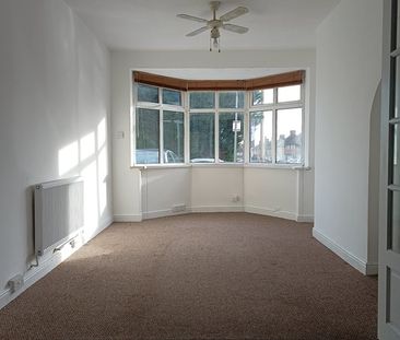 3 Bed Semi-Detached House, Tollemache Avenue, LE4 - Photo 2