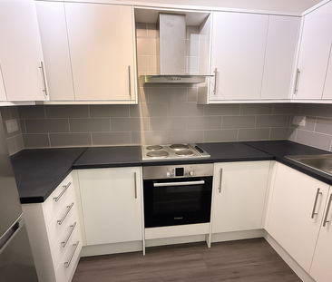 Studio to rent - Photo 2