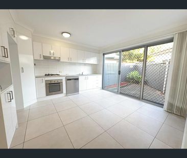2/9A King Street, Birmingham Gardens, NSW 2287 - Photo 6