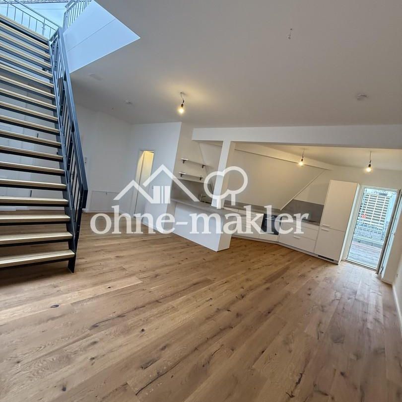 2-Zimmer-Dachgeschosswohnung mit zwei Dachterrassen in Friedenau - Photo 1