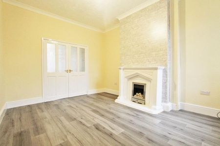 2 bedroom terraced house to rent - Photo 2