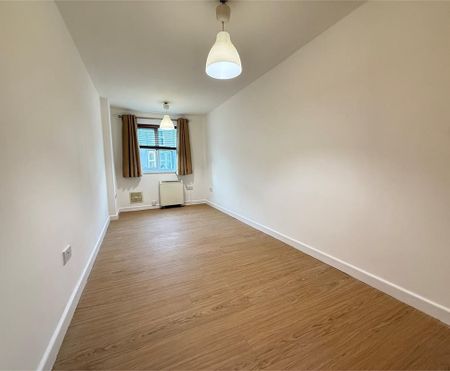 Flat 5, Hamilton Court, Stone Lane, Peterborough - Photo 2