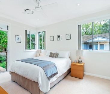 Outstanding contemporary townhouse in exclusive Lane Cove locale - Photo 2