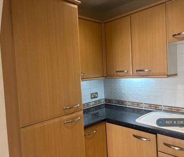 1 bedroom flat to rent - Photo 5