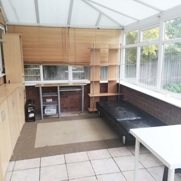 4 bedroom detached house to rent - Photo 1