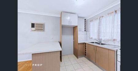 Perfectly Positioned & Low Maintenance Living - Photo 4