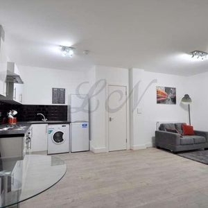 High Street, Slough, SL1 - Photo 2