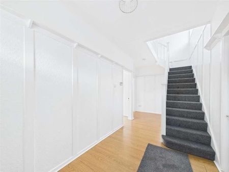 Greenleas Road, Wallasey, CH45 - Photo 2