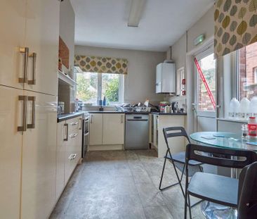 5 bedroom terraced house to rent - Photo 4