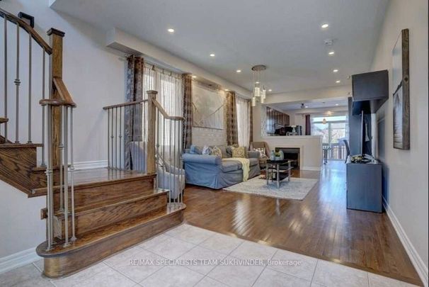 For Lease - 62 Begonia Crescent Unit# Upper, Brampton, Ontario - Photo 1