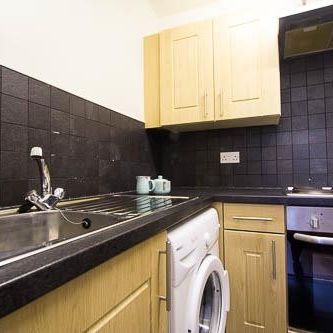 Flat 2, 246 VINERY ROAD Leeds - LS4 2LA - Photo 1