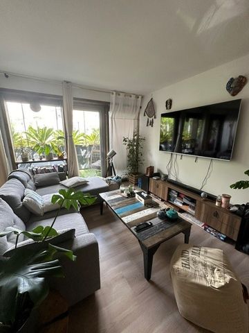 Location Appartement 4 pièces 77m² BAYONNE 64100 - Photo 3