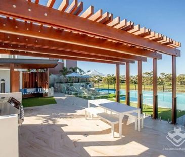 Robina’s Contemporary Gem – Terrace Living with Supreme Comfort and... - Photo 6