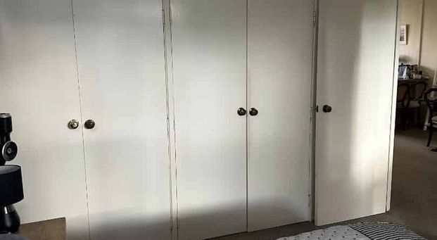 Spacious Mt Eden 2brm in Brilliant location and gated complex with one car port - Photo 1